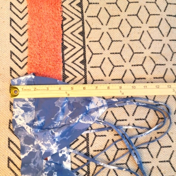 VS PINK BLUE MARBLE BONDED TRIANGLE BRALETTE, SZ LARGE - Picture 9 of 13